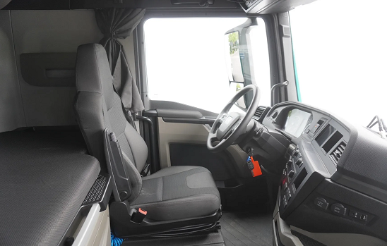 MAN TGX 18.470 4x2 - velkoobjemová souprava - 9