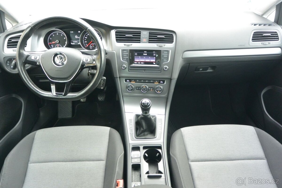 PRODÁM Volkswagen Golf 1.2TSi - 9