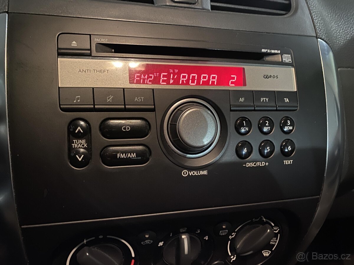 Suzuki SX4 1.6VVT , 88 kW benzín, 2012 - 9