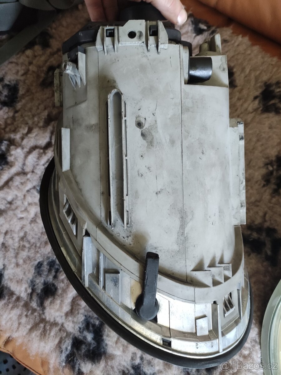 Přední světla Volkswagen New Beetle - 9