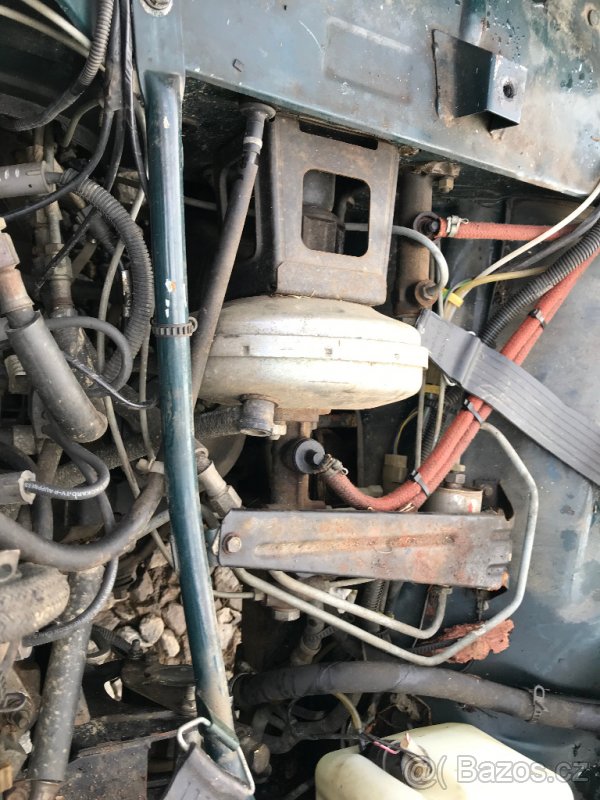 Lada Niva 2008 1,7i 59kW 4x4 malo jeta - dily - 9