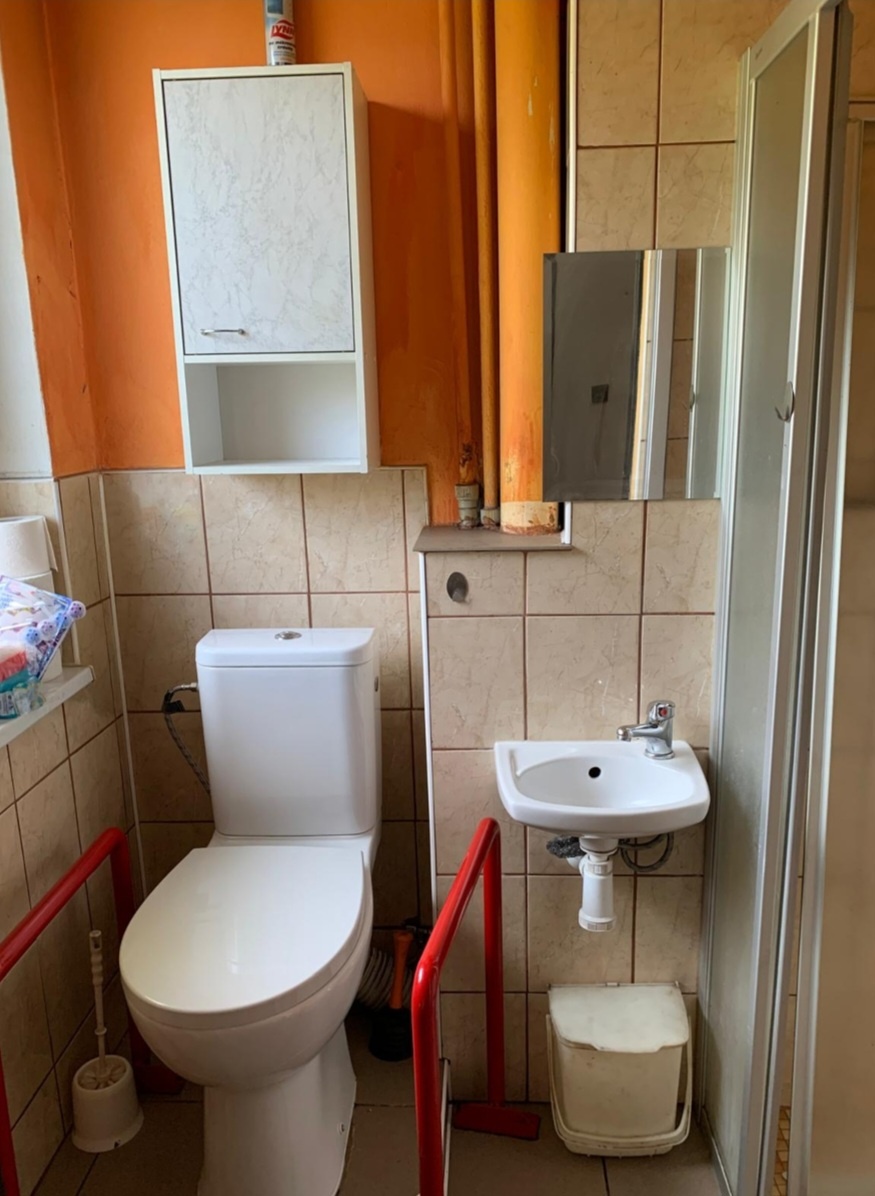 Prodej rodinného domu 4+kk s garáží, Kovářská, ulice Husova - 9