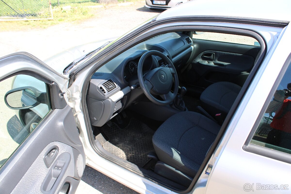 Renault Clio 1,2i 43KW, KLIMA, ČR, 102.871 km, r.v. 2006 - 9