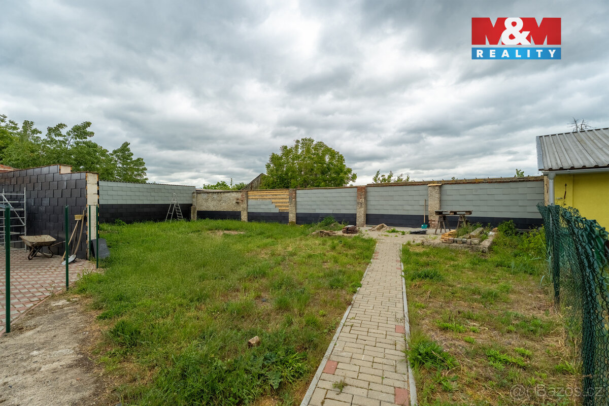 Prodej nájemního domu, 732 m², Černčice, ul. Husova - 9