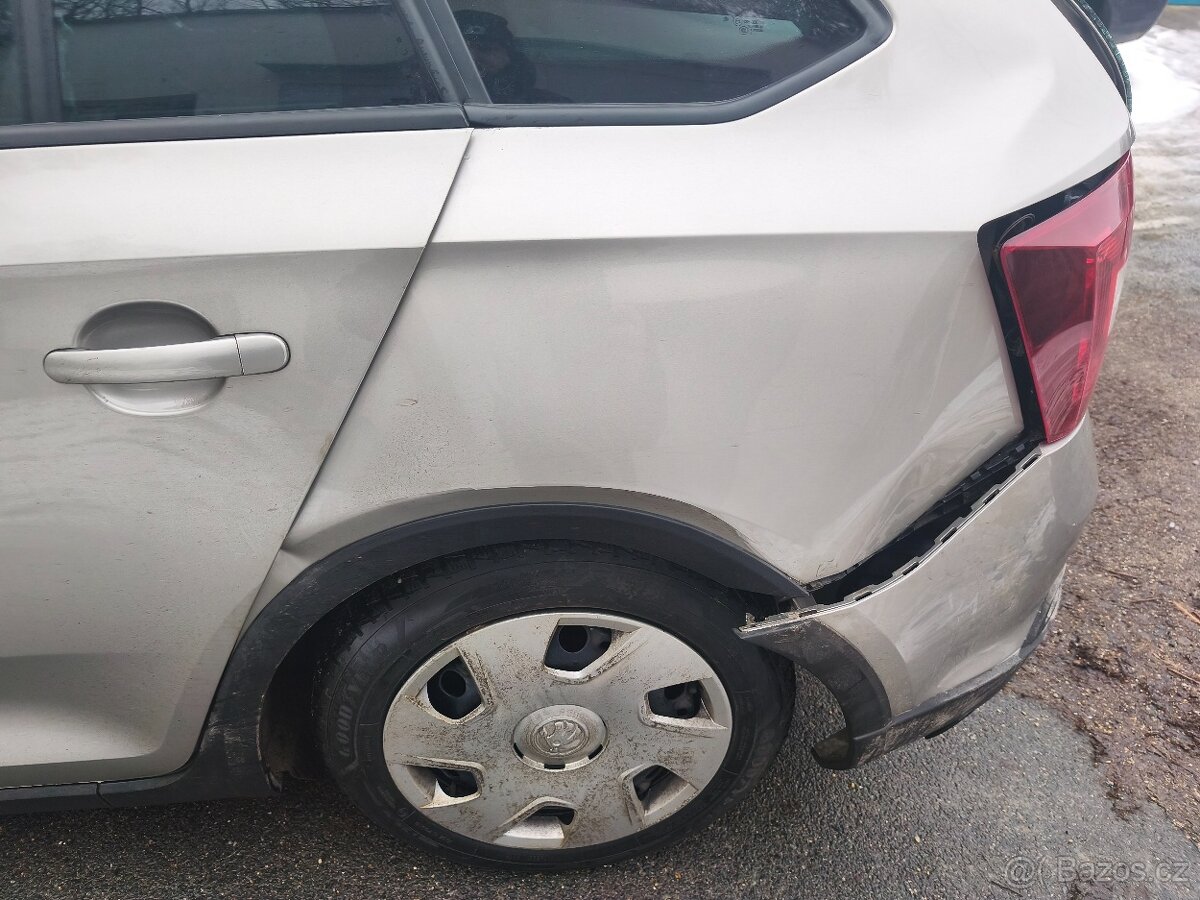 Škoda Rapid 1.2 81kw, 01/2016, 112 000km - 9