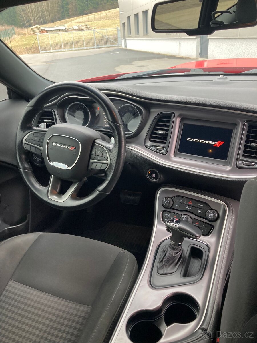 Dodge Challenger 5.7 - 9