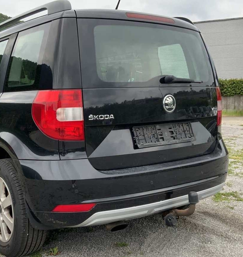 Škoda Yeti 1.2 Tsi 77 KW 164 tkm 3/2014 TAŽNÉ PĚKNÁ VÝBAVA - 9