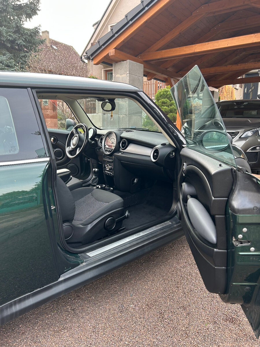 MINI COOPER ONE R56 - 9