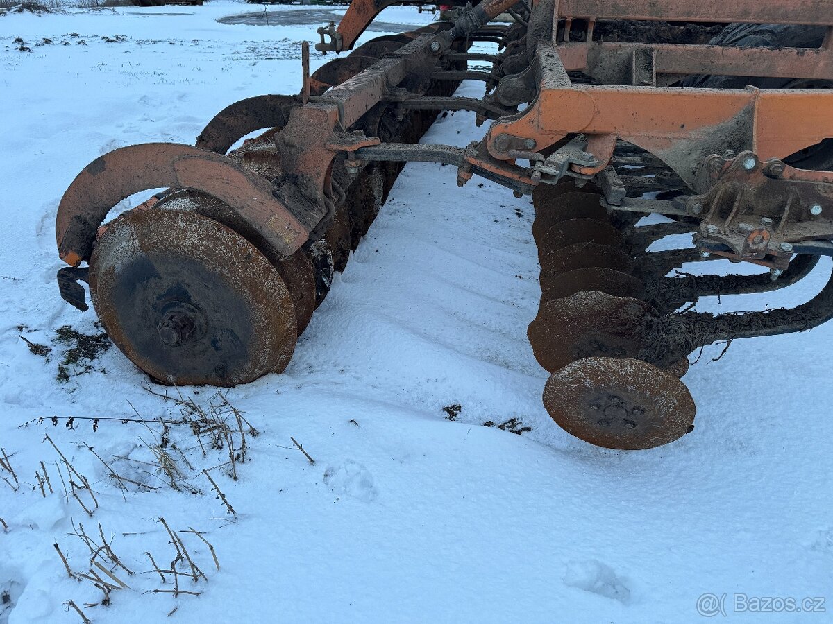 Kypřič Simba SL 700 - 9