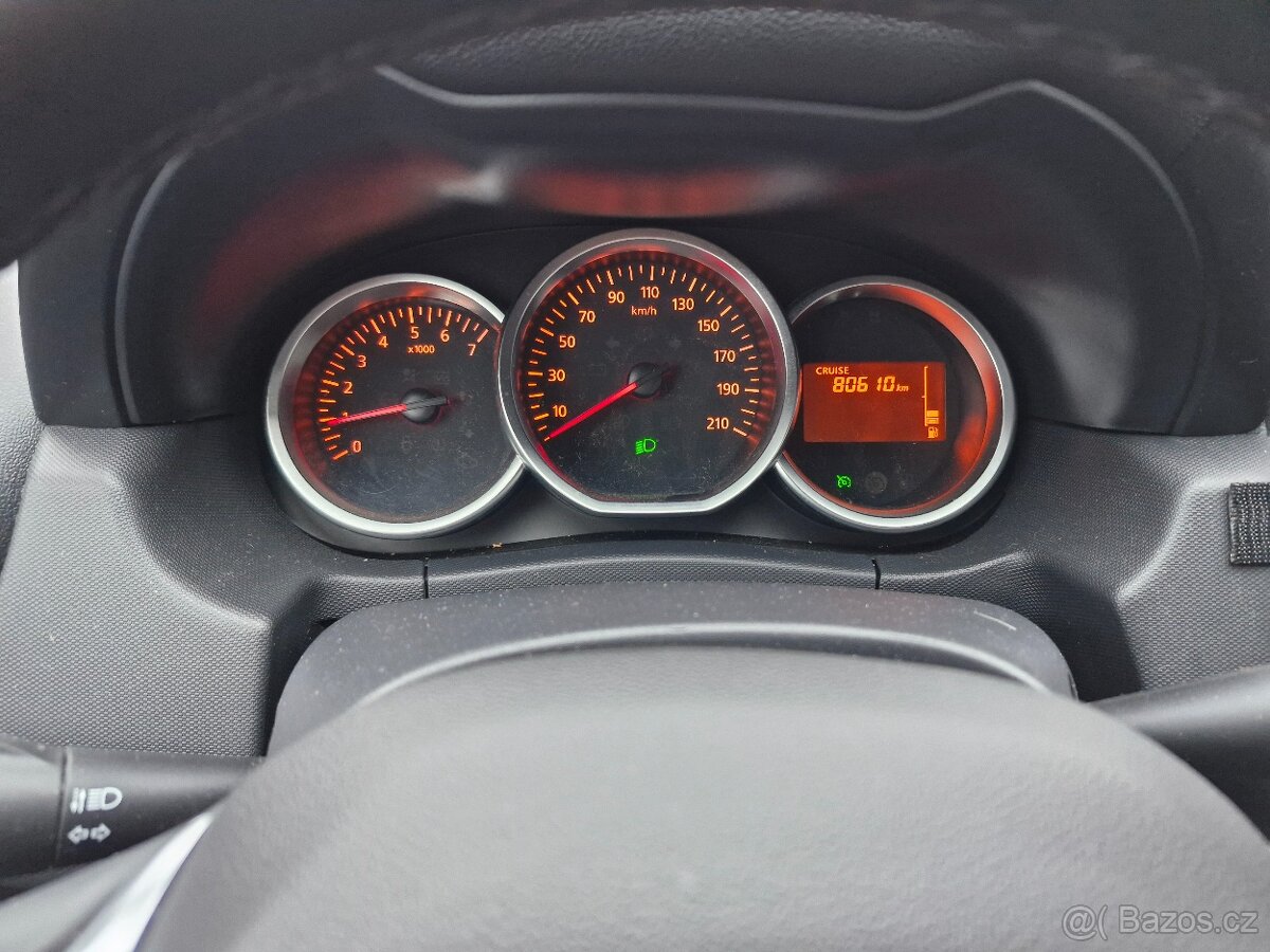 Duster 1,5 dci 80kw, 4x4 80tkm, Čr, TOP stav - 9