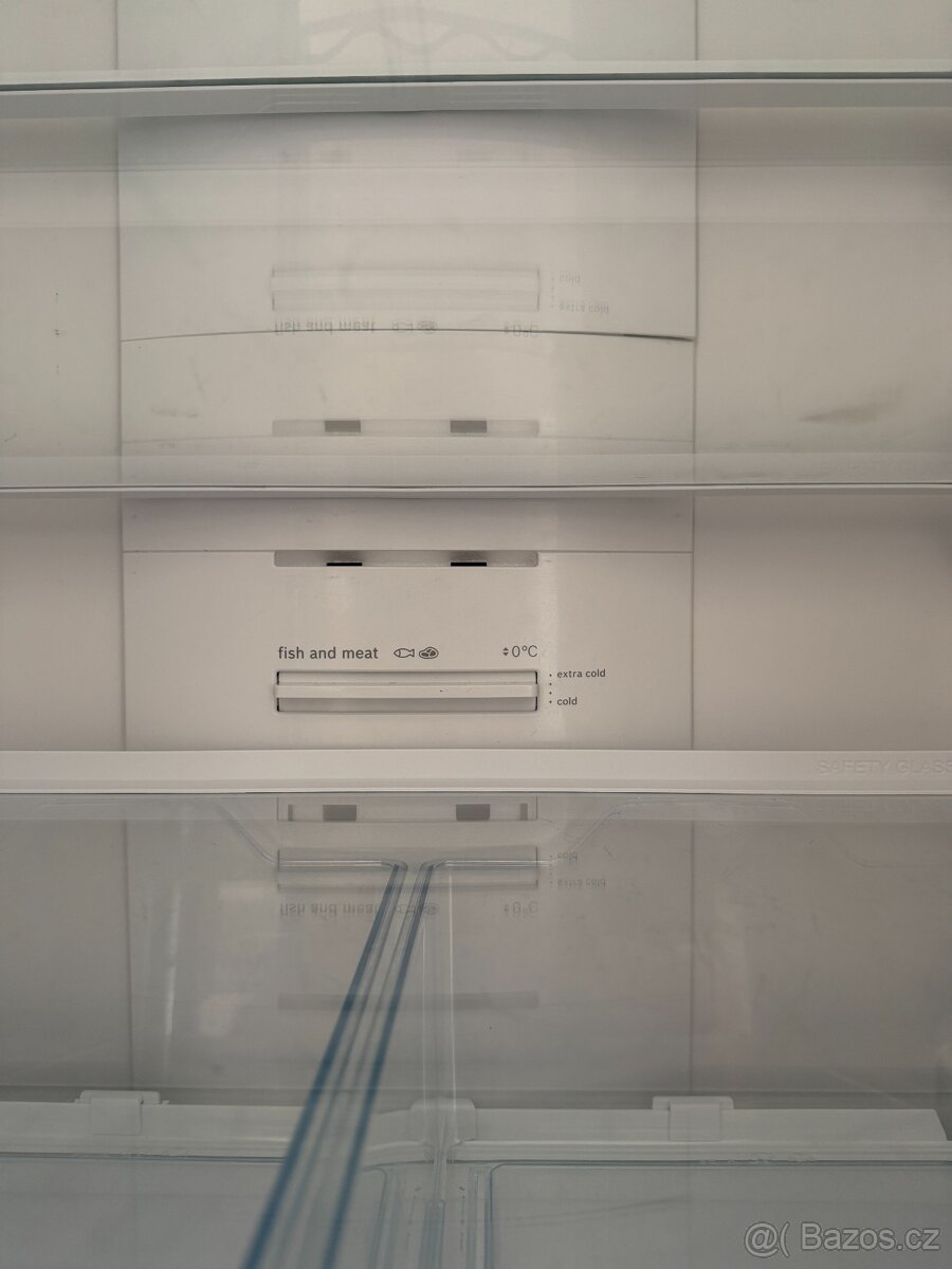 Chladnička s mrazničkou Bosch KGN39VL45 Inoxlook - 9