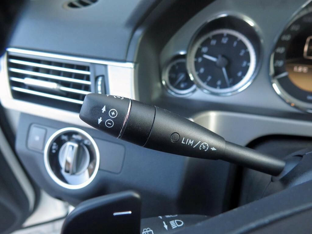 Mercedes E200 T W212 avantgarde automat - 9