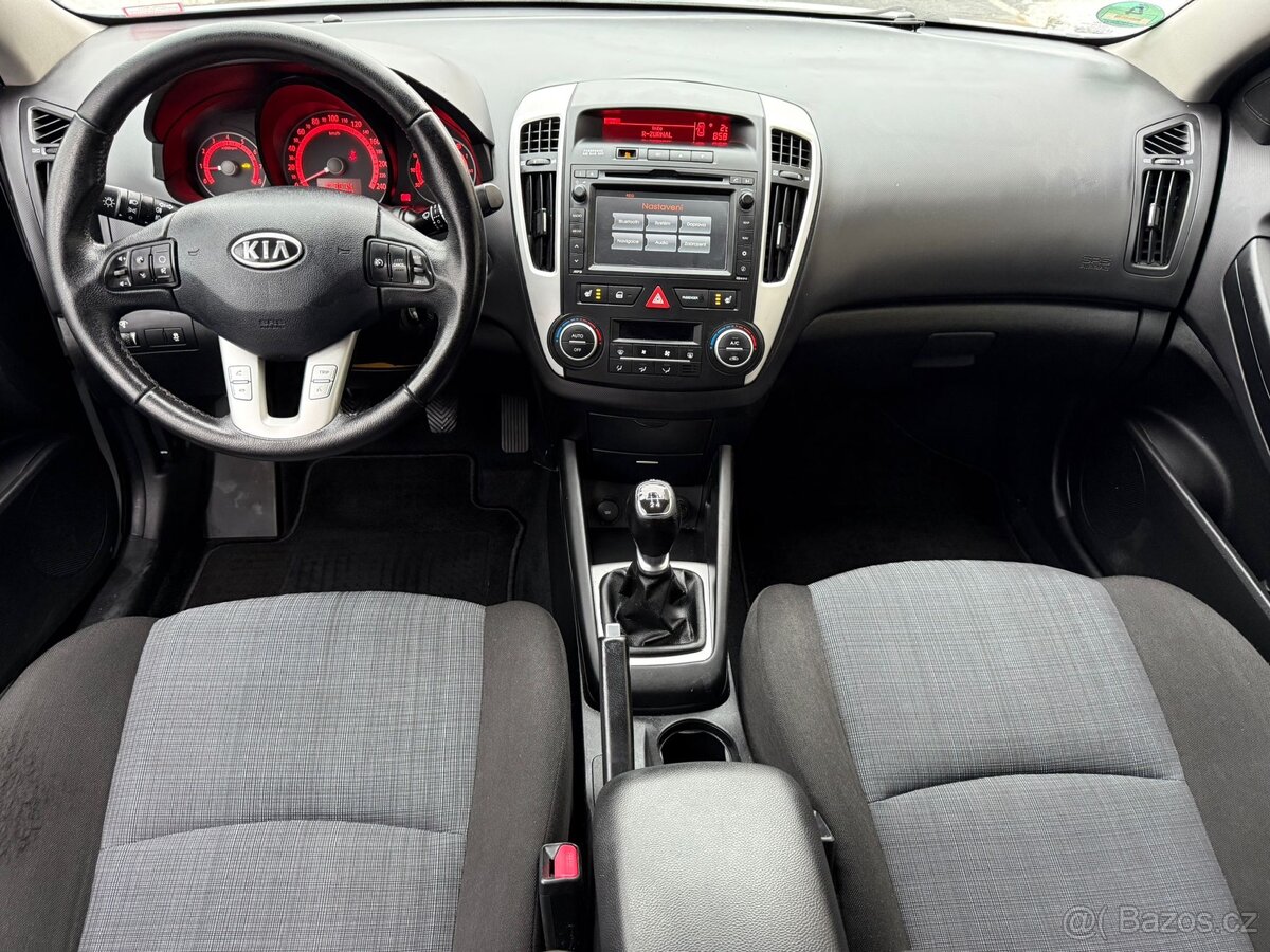 KIA PRO CEED 1,4 CVVT 66kW,NAVI,KLIMA,ROZVODY - 9