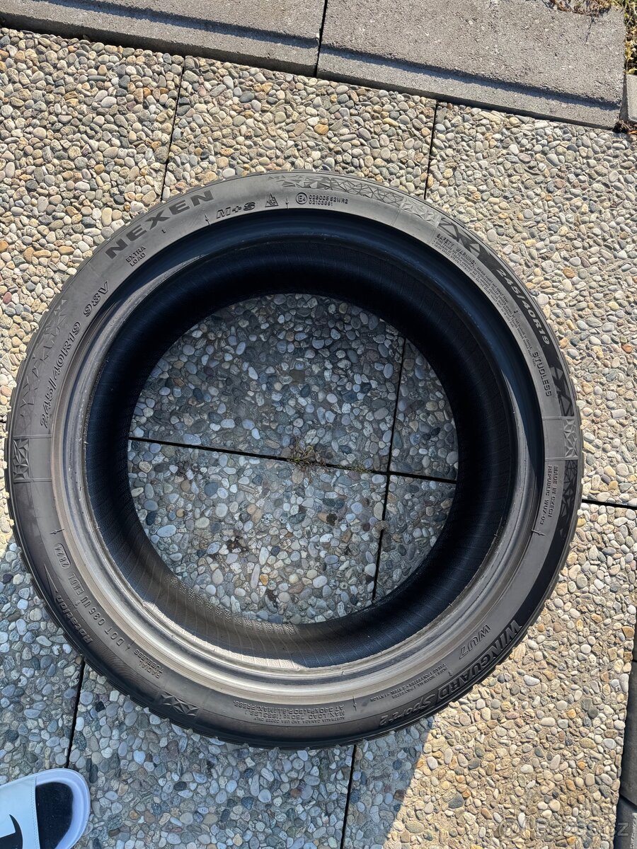 Zimní gumy - Nexen winguard sport 2 - 245/40 R19 - 9