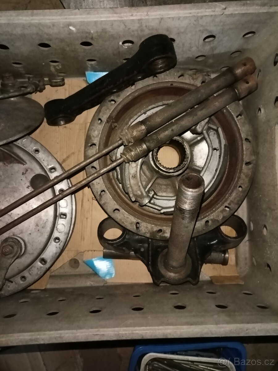 Díly Ural, Dněpr, M72 apod. motocykl boxer - 9