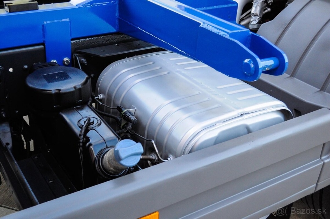 MERCEDES ATEGO 1518 TŘÍSTRANNÝ S3 - SKLÁPĚČ - VYKLÁPĚČ EU-5 - 9