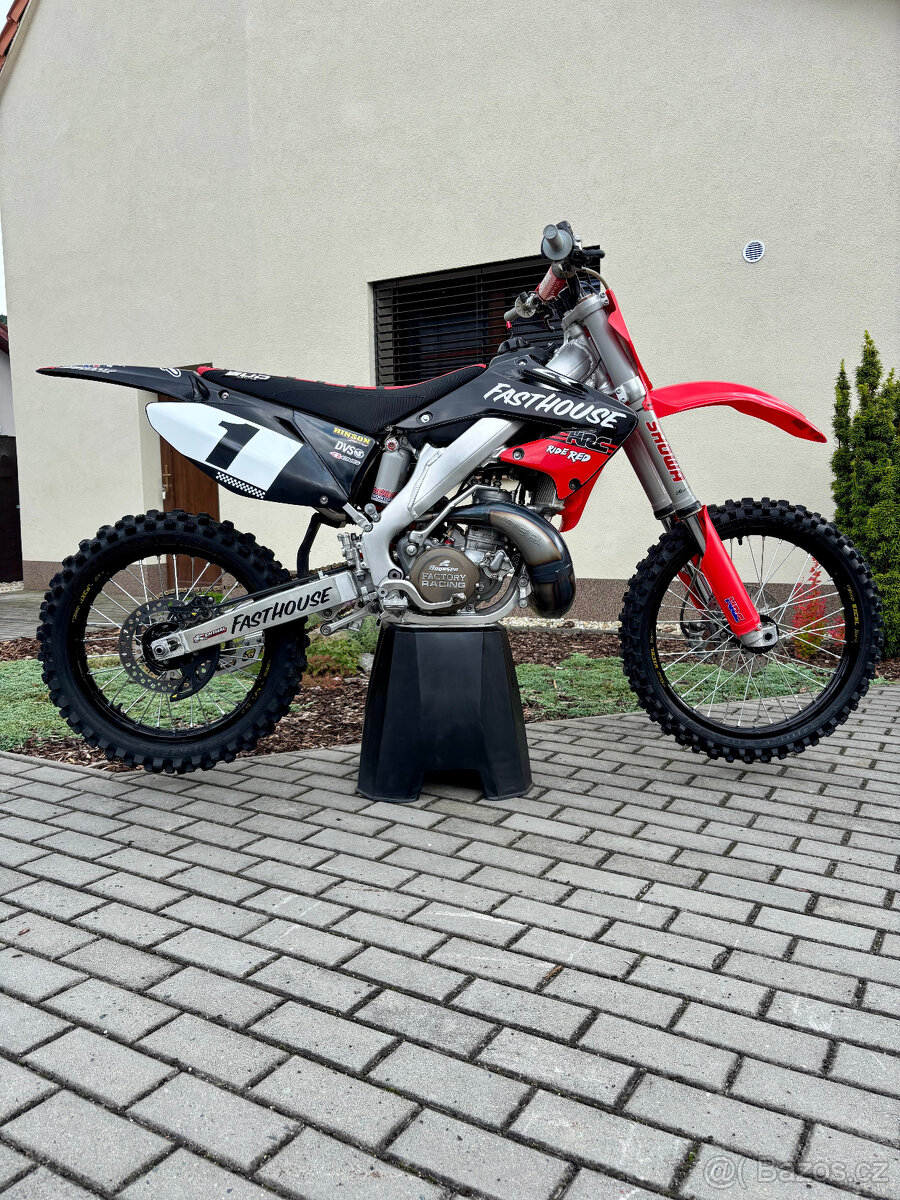HONDA CR 250 - 9