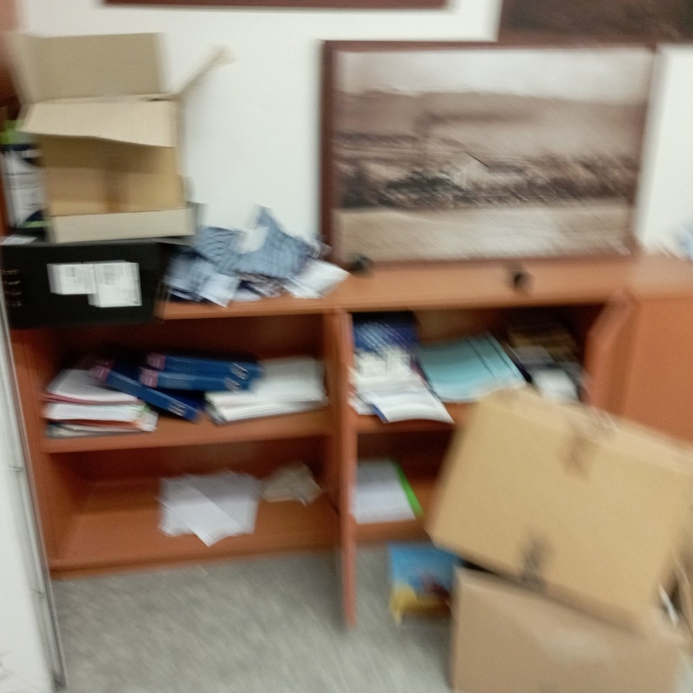 kancelářský nábytek - 9