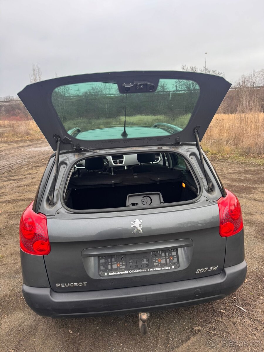 Peugeot 207 sw 1.6 benzín 88kw Nová Stk, první majitel - 9