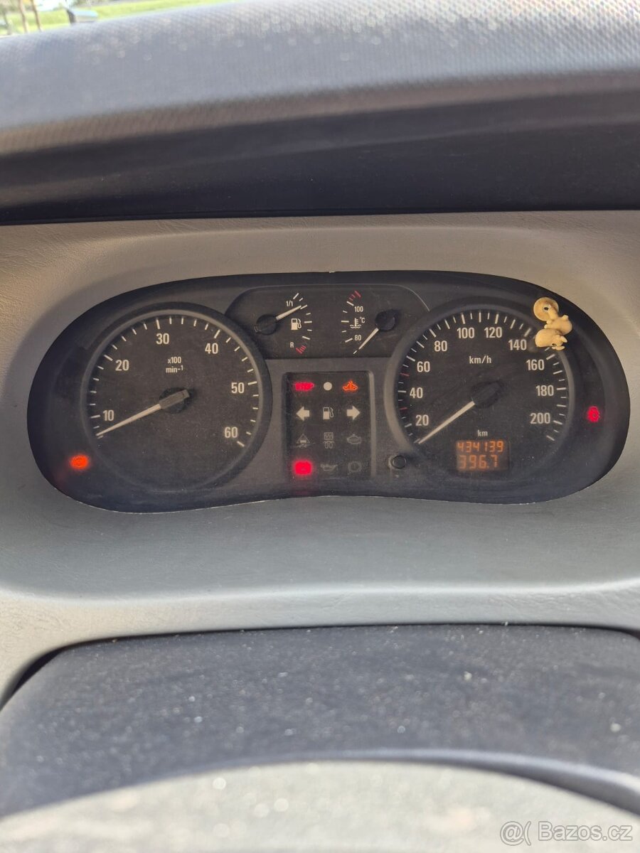 Opel Vivaro 9 míst - 9