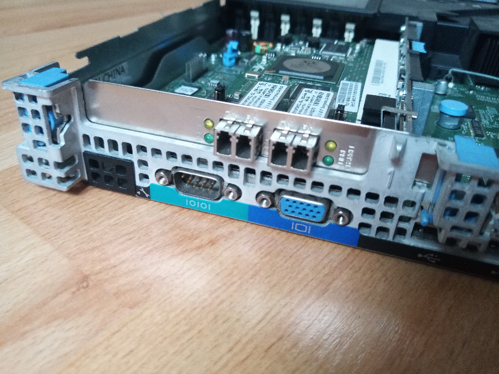 Server DELL Poweredge 1950 - 9