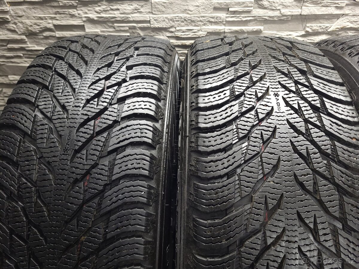 18" Originál Volvo XC60 II 5x108 zimní pneu 8mm - 9