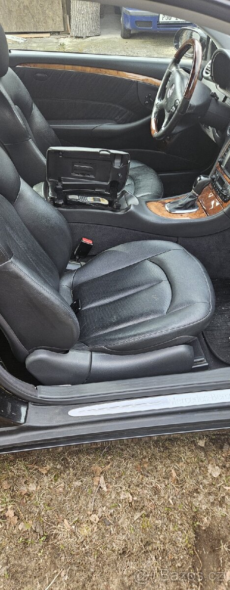 MERCEDES BENZ CLK 320 V6 - 9