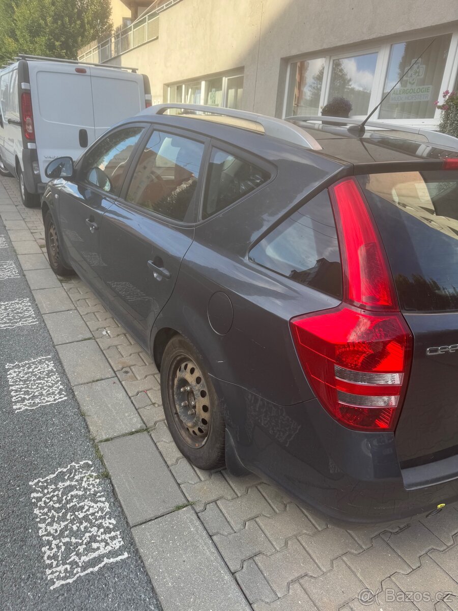 Kia Ceéd Sportwagon 1,4 - 9