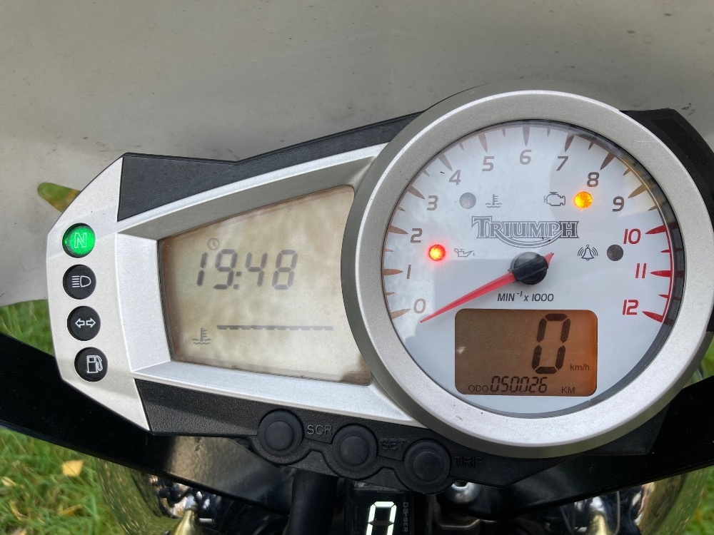 Triumph Speed Triple 1050 - 9