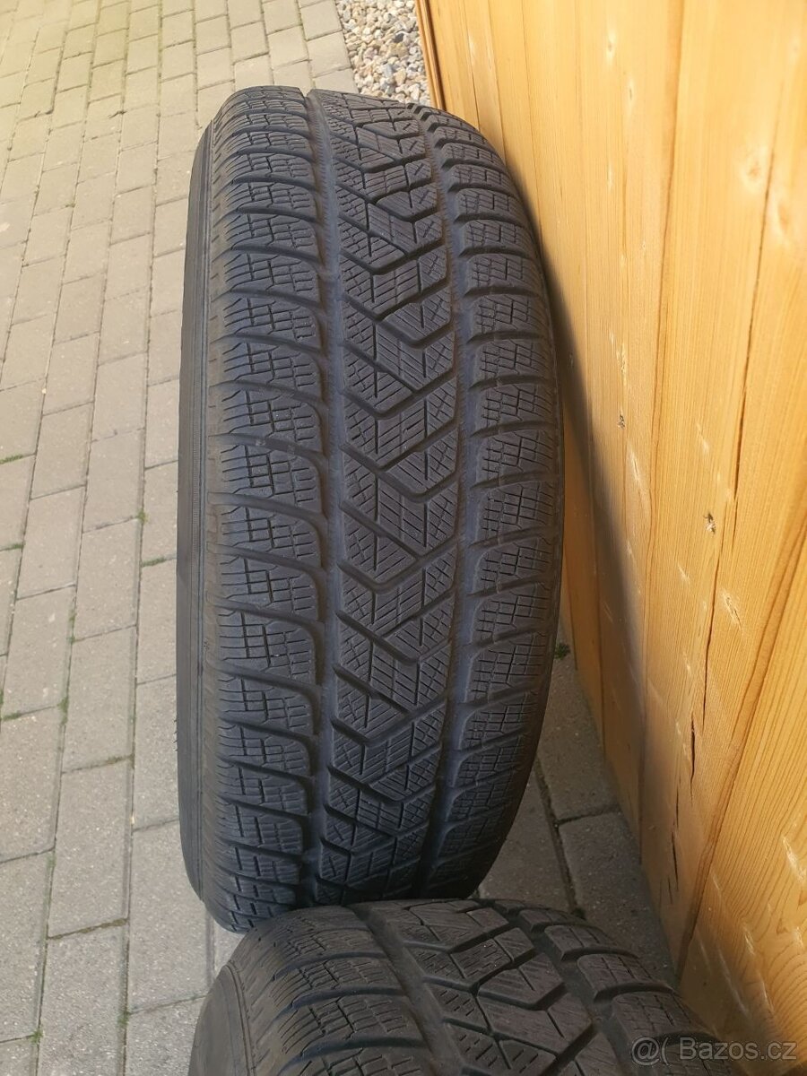 Prodám 215/65 R17 zimní na VW, Škoda, Seat - 9
