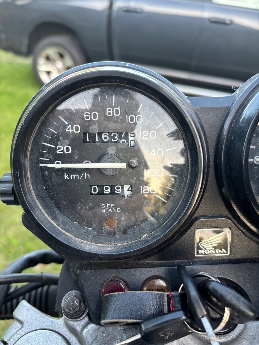 Honda CB 750 SevenFifty - 9