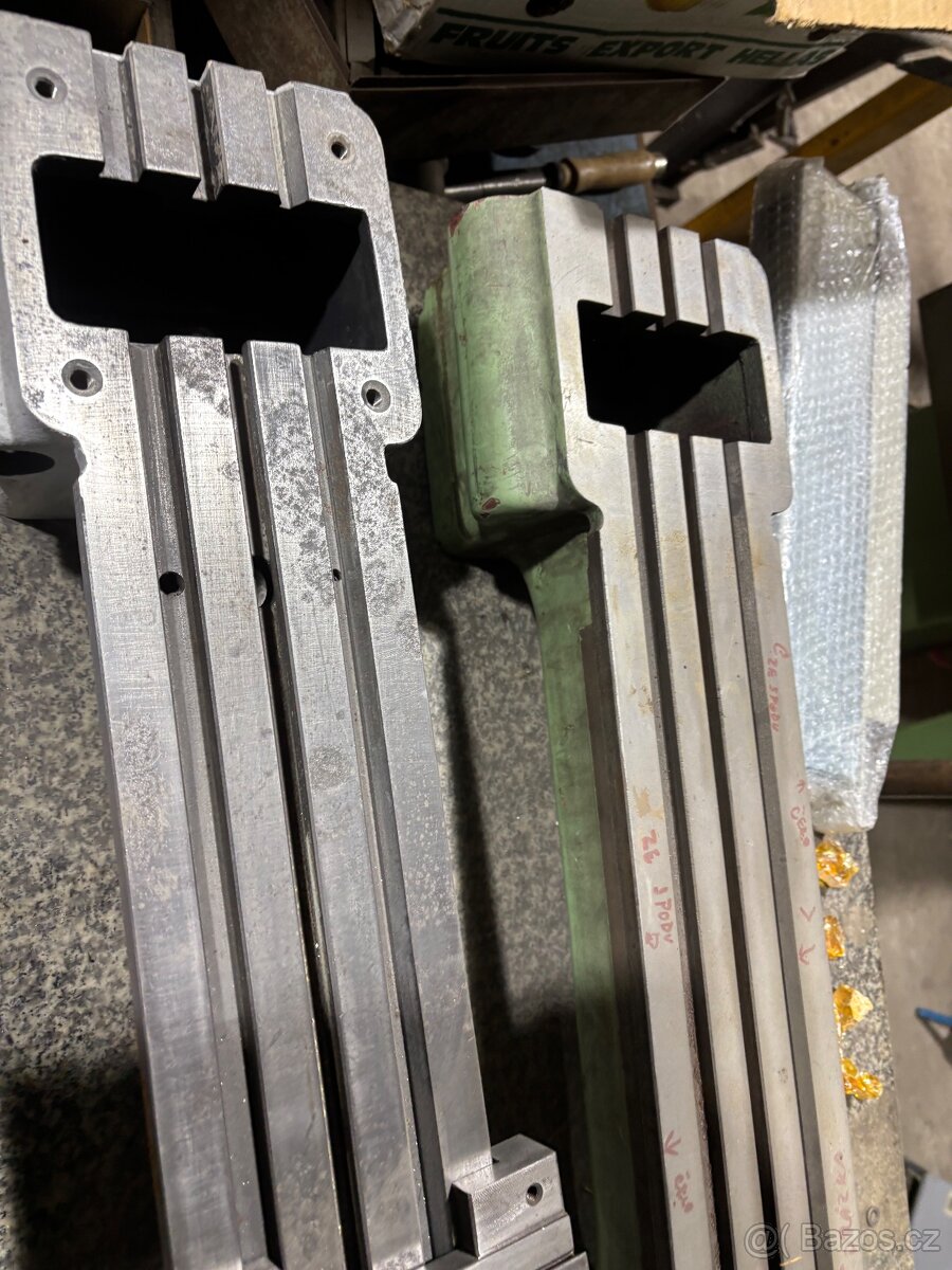 Prodám dílce k soustruhu MN 80 - 9