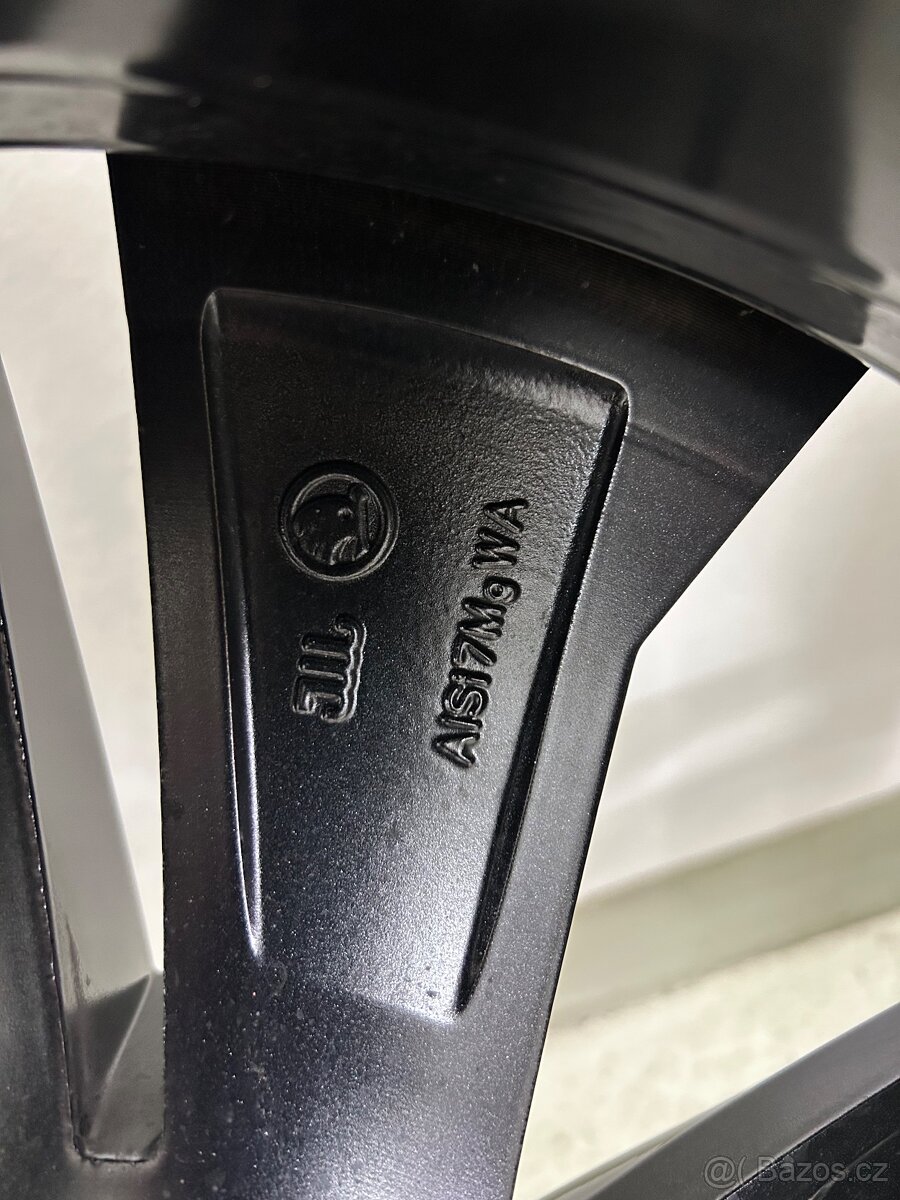 letní originál sada Škoda Superb Proteus 19" 5x112 - 9