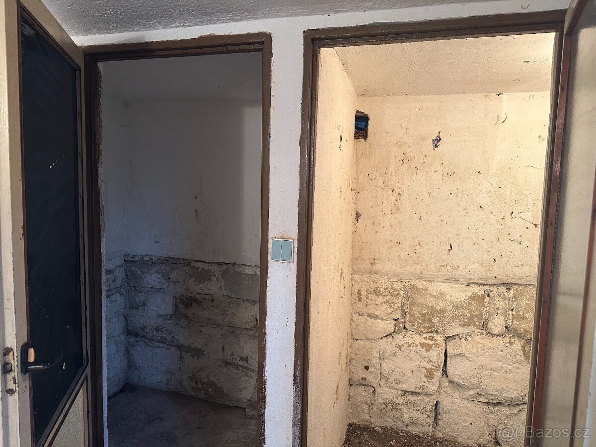 Prodej chaty u lesa - 9