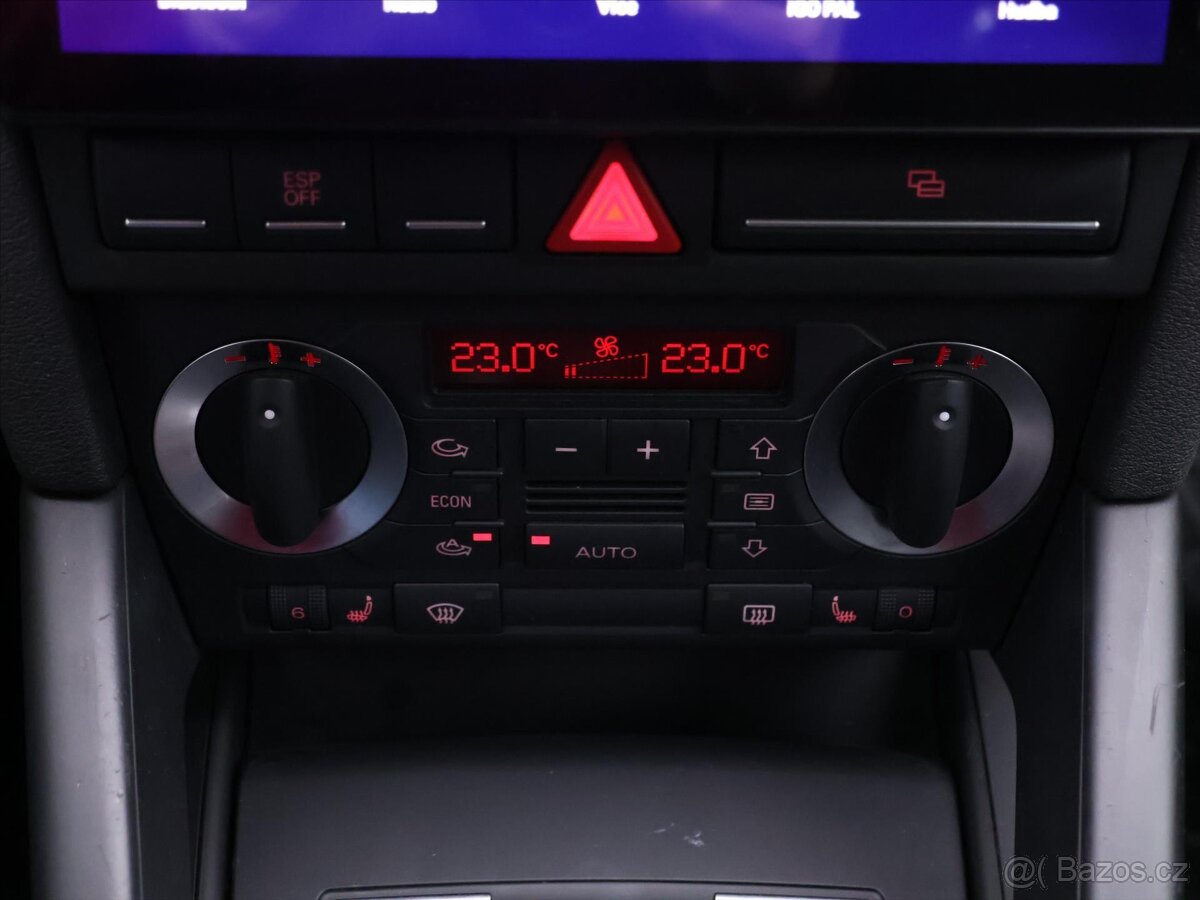 Audi A3 2,0 TDI 103kW DSG Attraction (2007) - 9