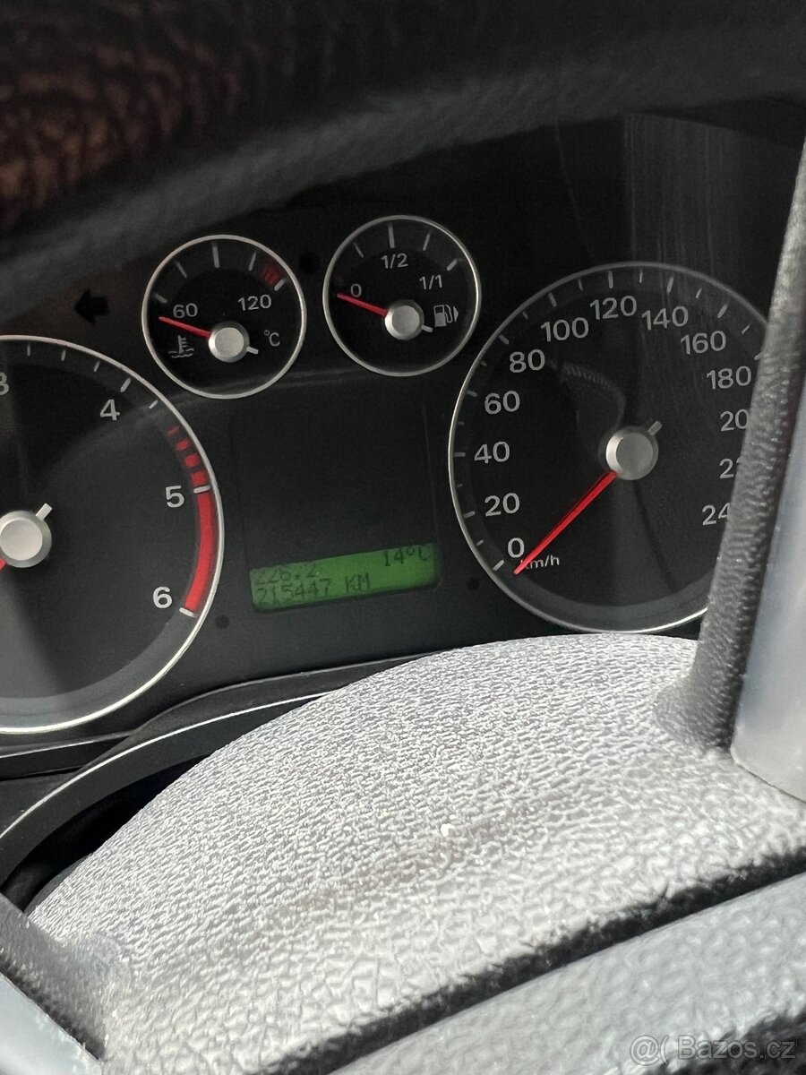 Ford Focus Mk2 1.6 TDCi 215t najezd ,po servisu - 9