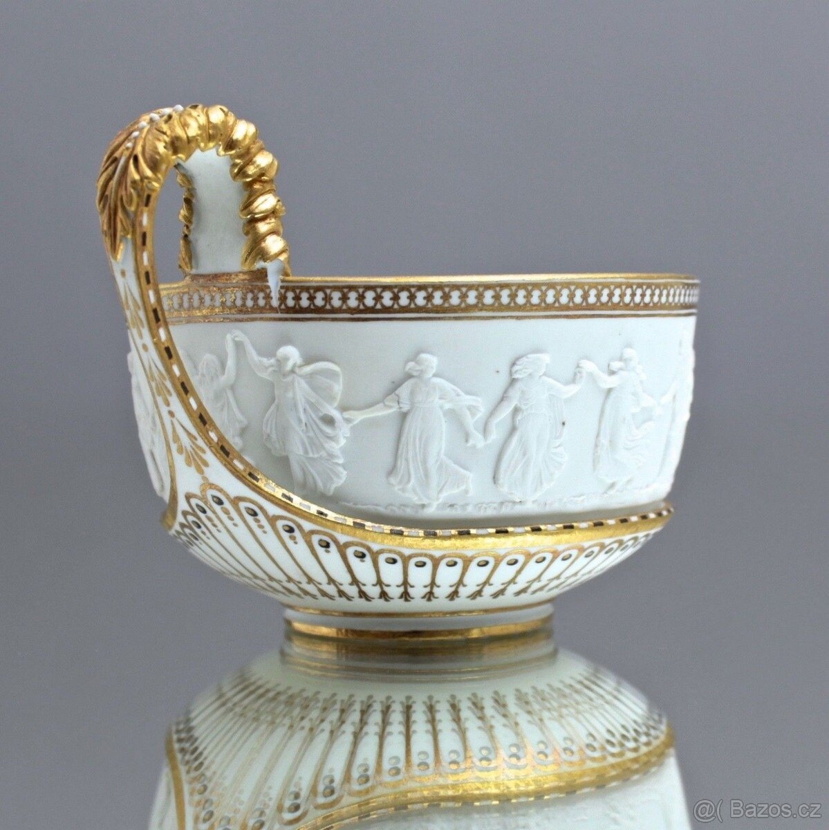 Míšeňský, kolem roku 1800, vzácný hrnek s reliéfem z Wedgwoo - 9