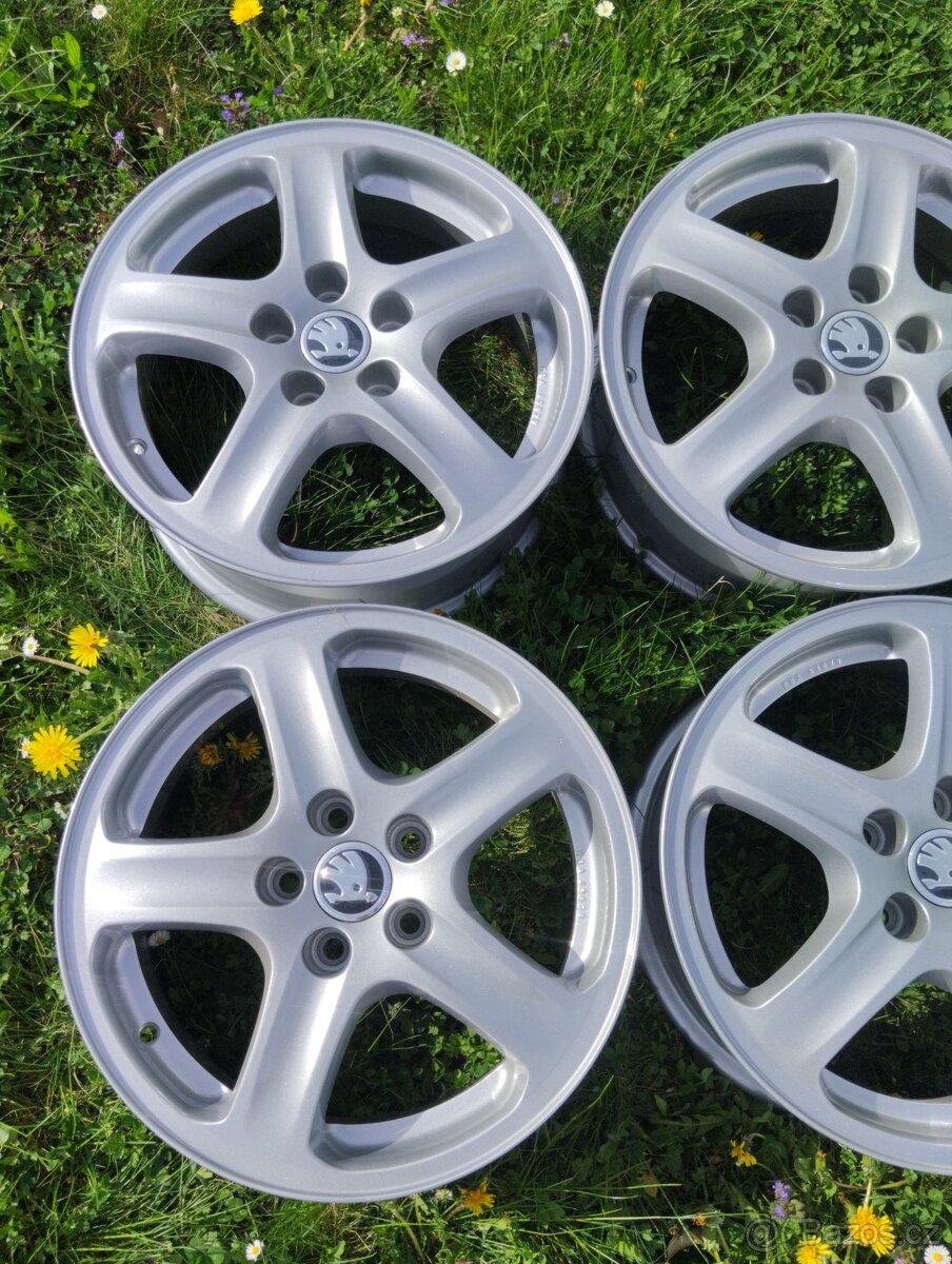 ALU KOLA ŠKODA FABIA R15’ 5X100 - 9