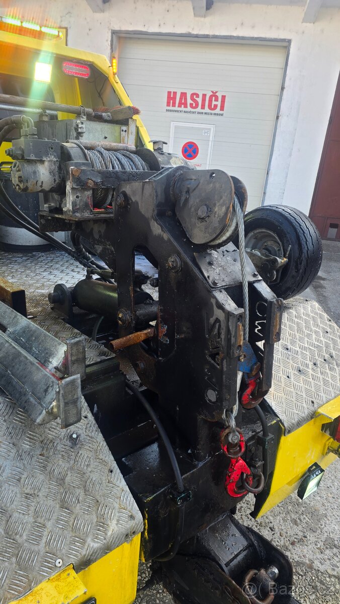 Predam odtahovy special - 9