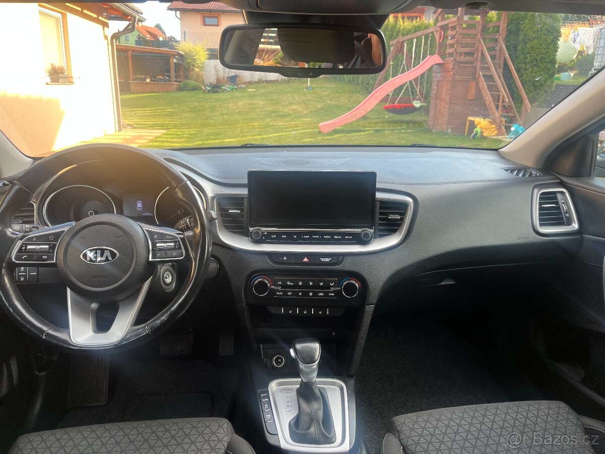 Kia ceed sw 1.6 crdi 100 kw - 9