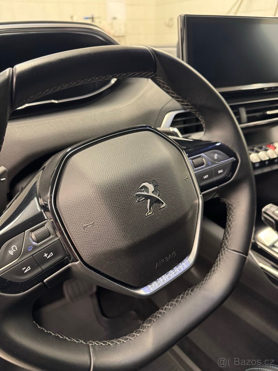 Peugeot 3008 ALLURE 1.2 PureTech 130 S&S EAT8 - 9