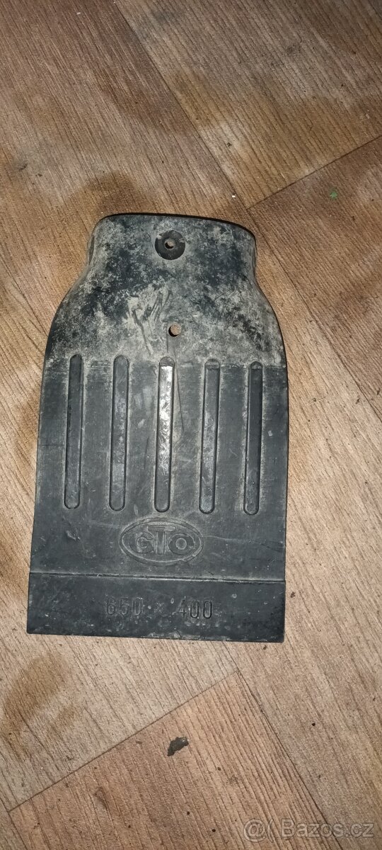 Babetta 210 - plechy, barva vínová - 9