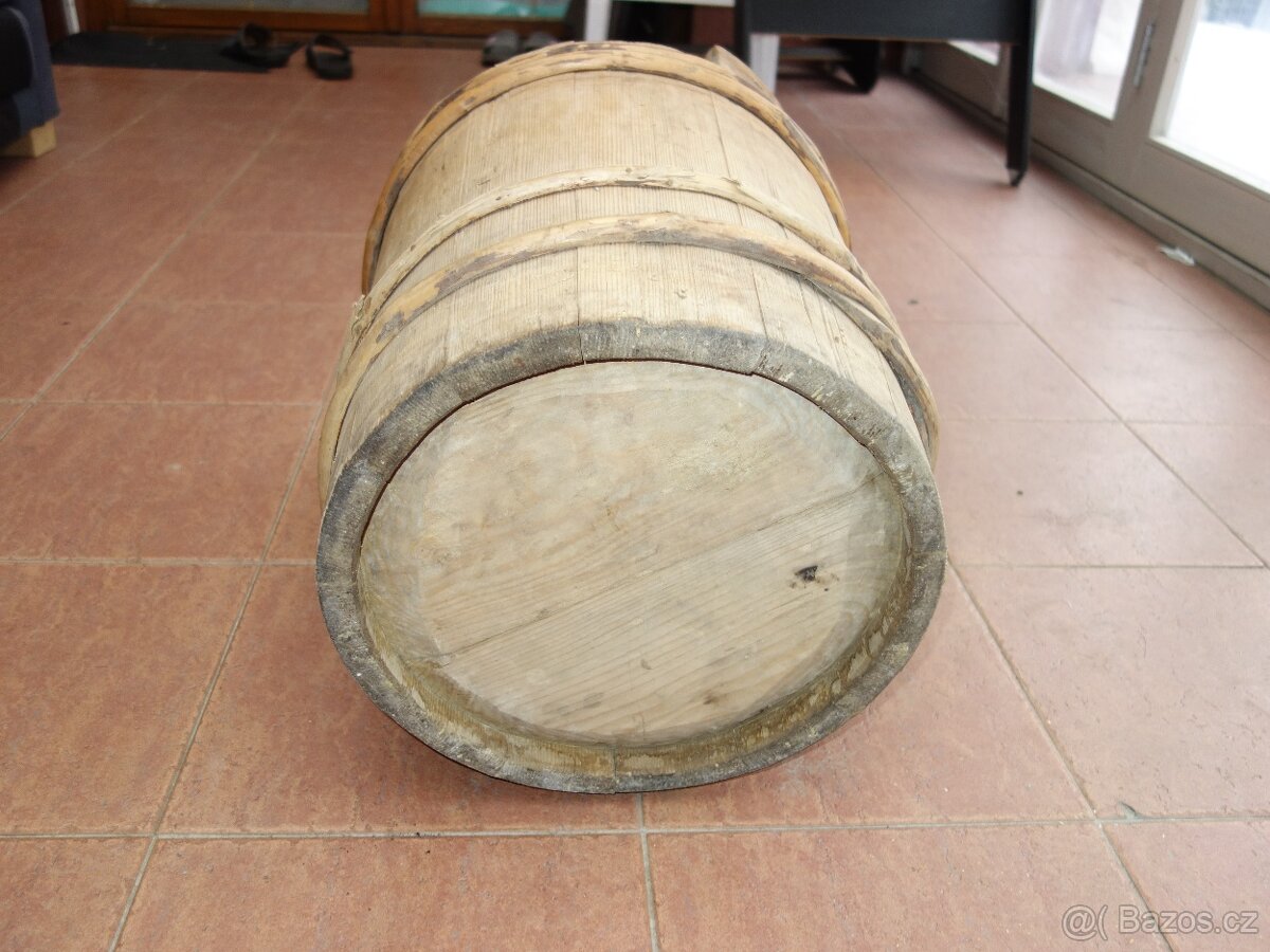 Dřevěné vědro, putna, soudek s deklem - 9