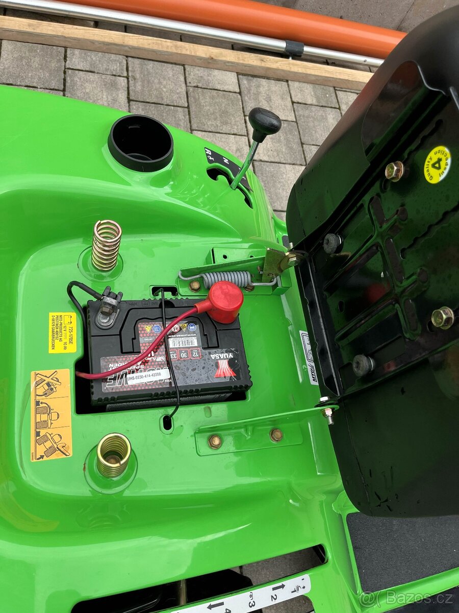 Zahradní sekací traktor MTD MasterCut 92/155 - 9