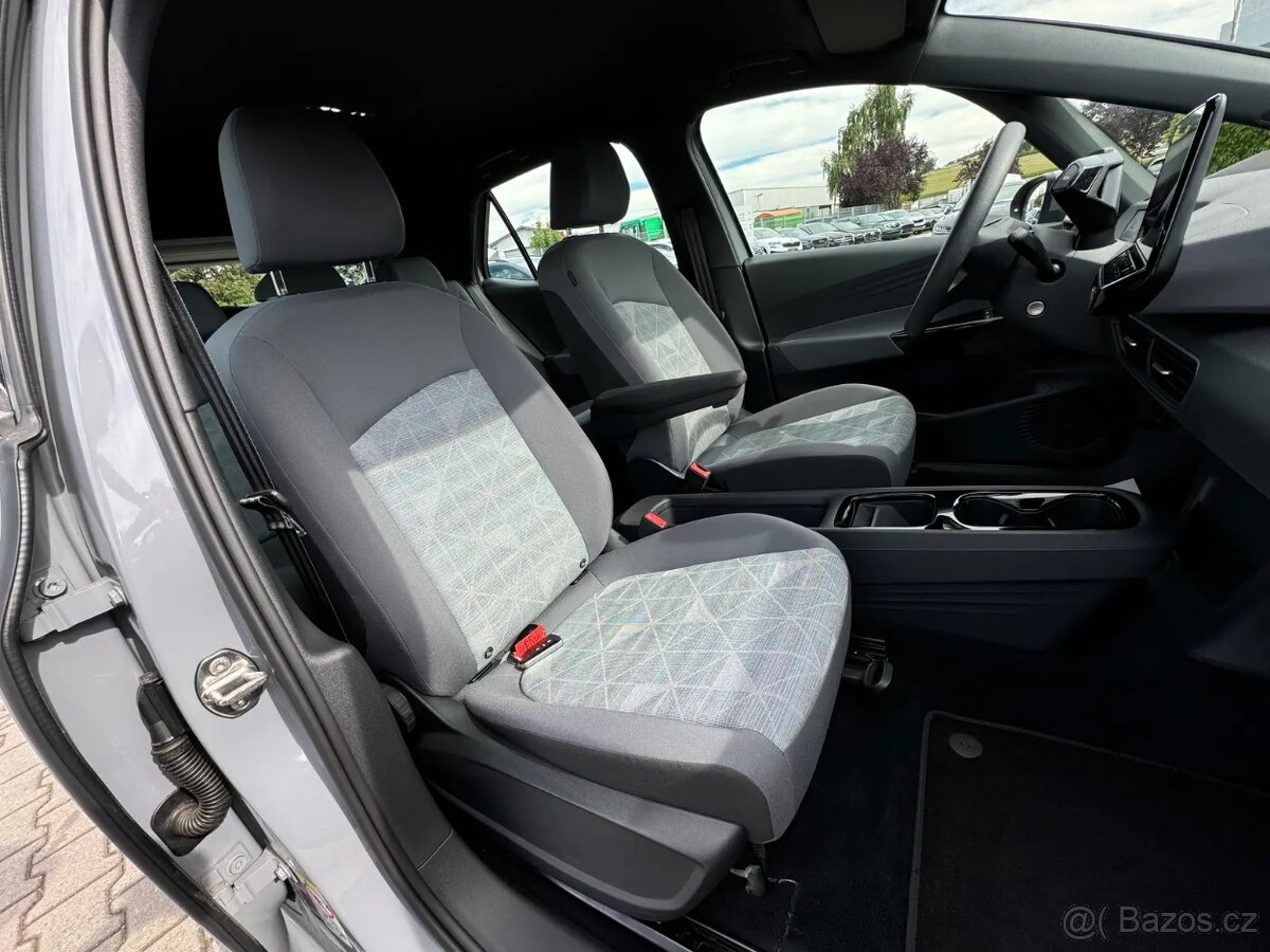 Volskwagen ID.3 elektro 110kw PURE/dojezd 300km/baterie 55kw - 9