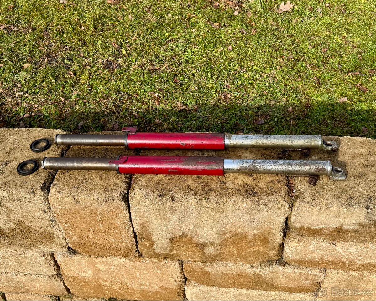 CZ 125 175 250 kývačka - přední tlumiče - 9