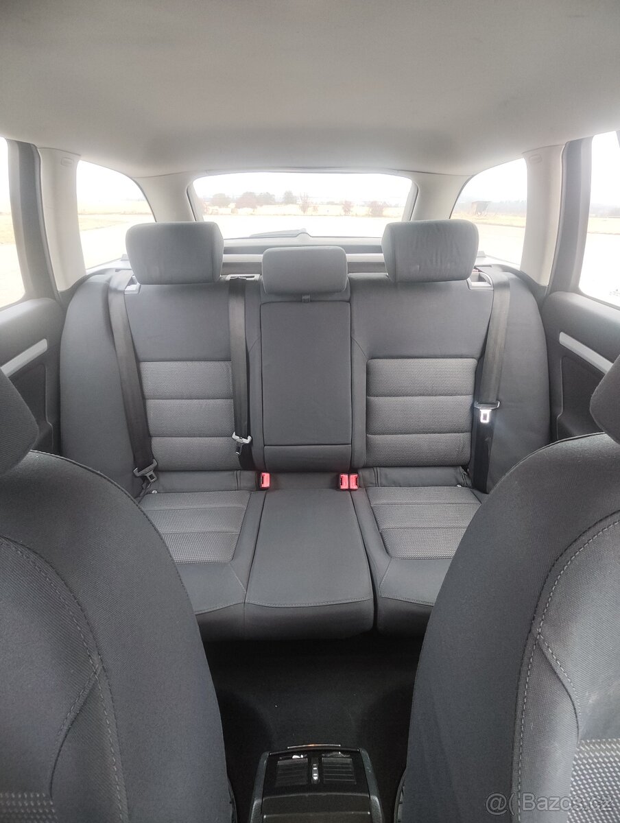 Škoda Octavia 2. 276t km - 9