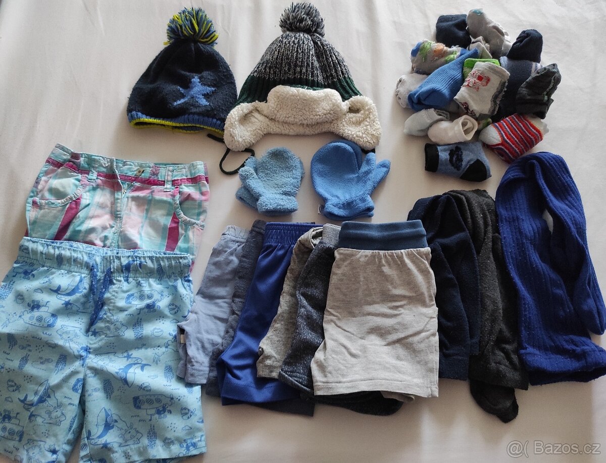 Krabice oblečení kluk 98-104 - - 9