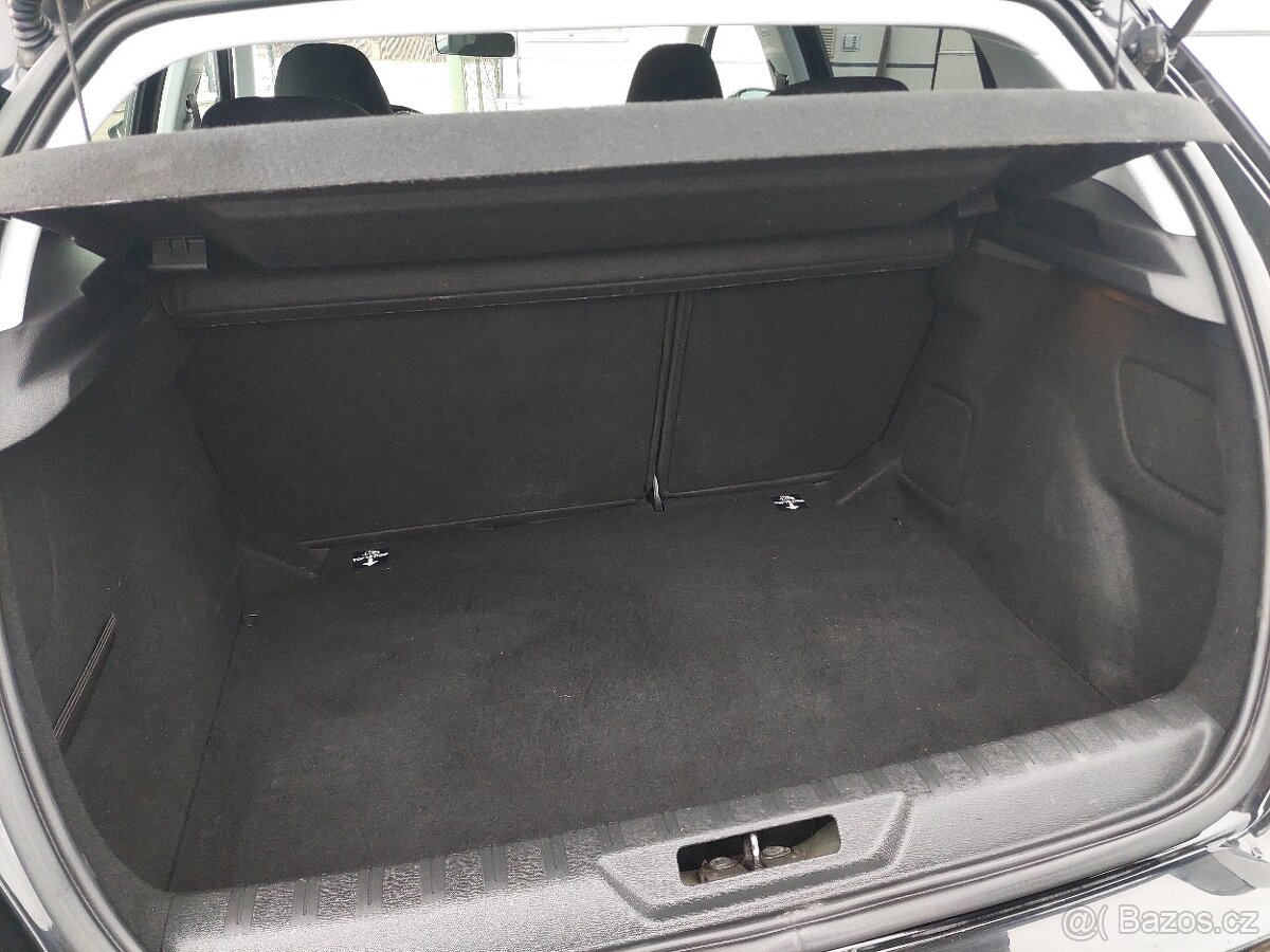 Peugeot 308 1.6 Hdi, navigace - 9