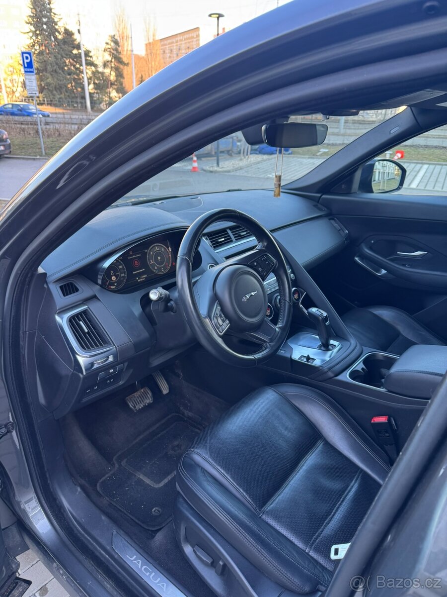 Jaguar E-Pace 132kW, D180, AWD - 9